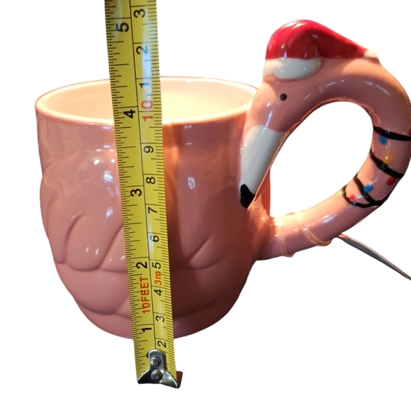 Tri Coastal Christmas Flamingo - Picture 5 of 5